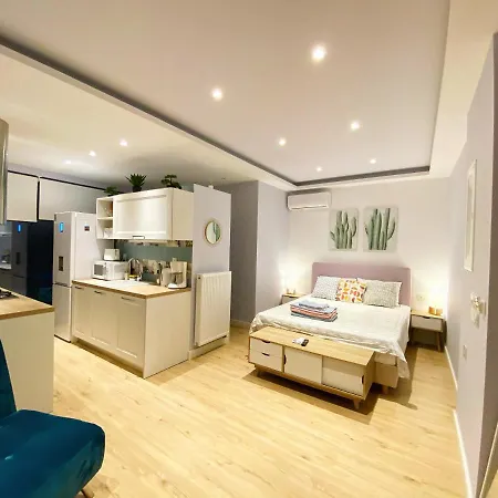 Private Sea View House Belonika *