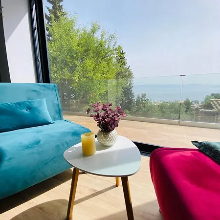 펜션 Private Sea View House Belonika