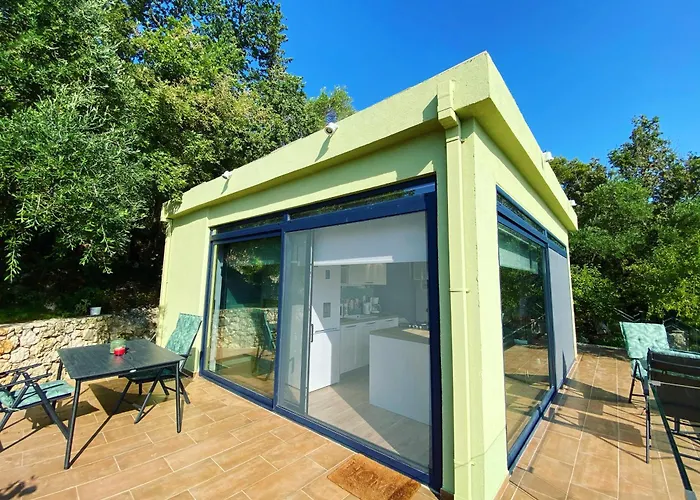 Private Sea View House Belonika בניטסס